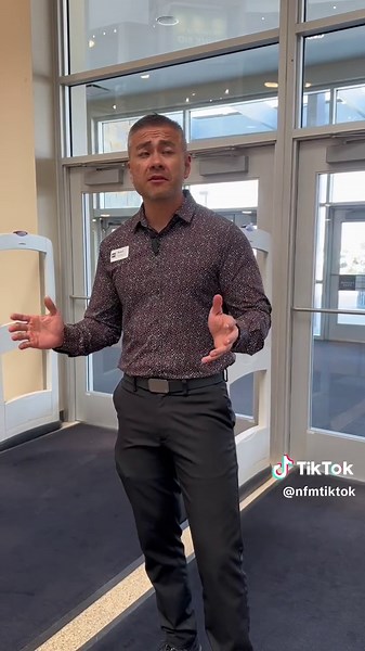 Meet Robert: The Store Director | Colony, TX | Nebraska Furniture Mart