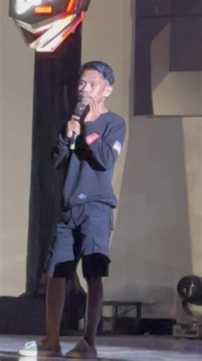 jelek sendiri saya kasian dirumah 😭😭