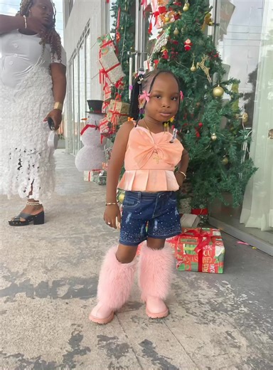 Big Annora (@big.annora)’s videos with original sound - Lyrics🥶🥶