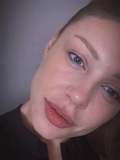Tina Karol: Spring Inspirations and Fan Connections