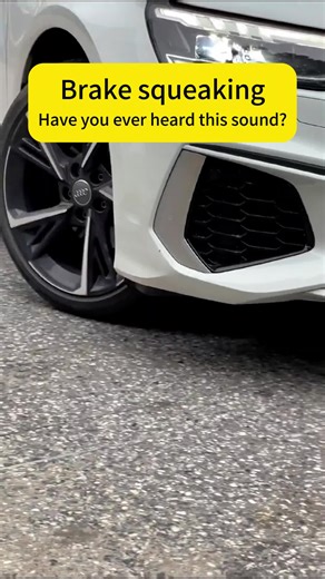 This brake cleaner can penetrate, dissolve and remove oil stains, iron powder and dust deposited on the brake disc, maintain good brake performance and ensure driving safety!-634280