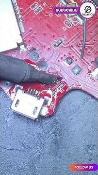 Charging IC Replace on Bluetooth Headphones 🔥 Easy Repair #headphones #mobilerepair #gadgetfix