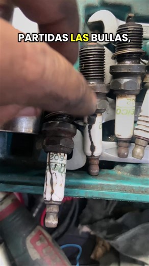 Falla en Chevrolet Aveo: Cambio de Bujías Soluciona Problema