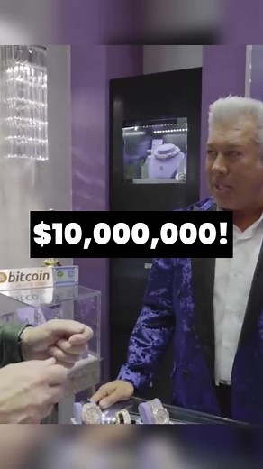 How insane is this $10 million jacket! Would you wear it? Check out the full video on YouTube! In it to win it! #producermichael #luxury #jewelry