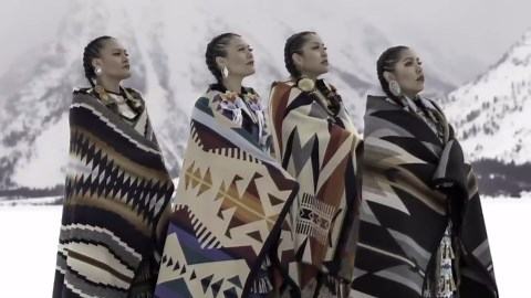 The Ice Age Sleep Strategy: How Early Humans Stayed Warm in Freezing Conditions