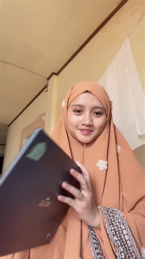 I know im done learning 🤷‍♂️#iainparepare #graduation