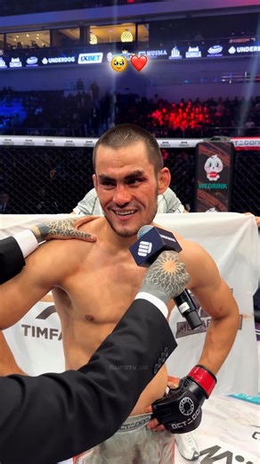 🚨Universal Federations & Competitions TV | Uzbekistan on Instagram: "Samandar Tankni Otasining hursandligi ichiga sig’madi 🥹❤️"