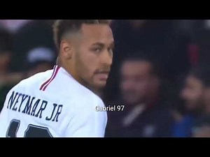 Neymar balla, parado no bailao