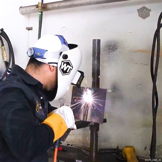 I Tested Stringer Beads AGAINST Weaving #stringerbeads #weaving #weldingtechniques | WeldTube