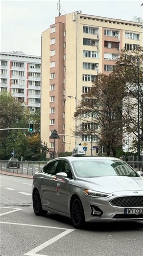 Warsaw: Rare American Muscle Car Scene