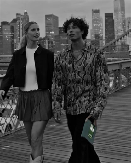 19K views · 602 reactions | It’s sharing wifi. It's shared connection. It's a loop, and it's exclusive to rain. More info at rain.co.za Ready for a new way to connect and share? Drop a  in the comments for a chance to win a R1000 cash voucher! Ts & Cs apply. | rain South Africa | Facebook