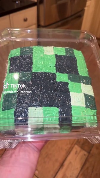 Ideas for Creative Minecraft Cakes