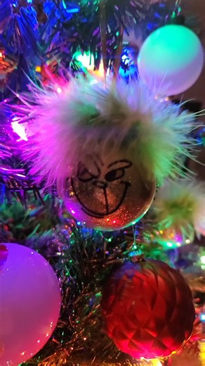 #imobsessed #merrychristmas #green #christmas #grinch #tree #holiday