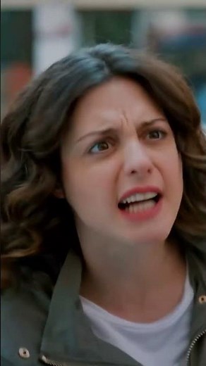 ¡Ayşegül Enloqueció De Celos! - Estado Civil: Complicado #shorts