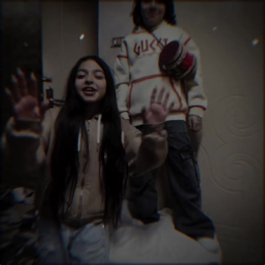 ترند بشكل جديد يا اخواتي 😂😂 #CapCut #تصميم_فيديوهات🎶🎤🎬 #اطفال_التيك_توك #مشاهير_تيك_توك #ليك______🖤___متابعه____اكسبلووور