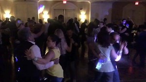 Don’t miss New Year’s Eve Party at Crowne Plaza Englewood, NJ. December 31st at 9:00 PM. Buy your tickets today. https://www.eventbrite.com/e/new-years-eve-party-at-crowne-plaza-englewood-tickets-53414448052 | DJ Edwin Martinez - Salsa Social New Jersey