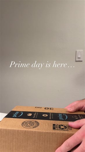Prime deals on security that you can trust. 🤝 From TSA padlocks, to portable door locks, to cables, we've got you covered. 😌 Shop our Amazon prime deals NOW – Link in bio 📲 | Brinks Locks