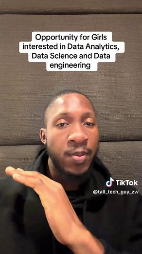 DataCamp Donates Scholarship for Women in Data Careers