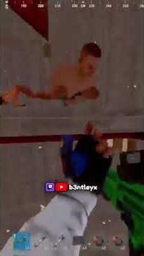 Bentley Goes Crazy! 🔥 Solo vs Clan Raid