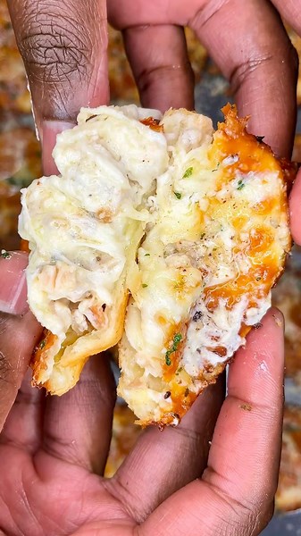 Rey | kingcooks | Chicken Alfredo Pizza Puffs | kingcooks 🍕 visit the “Team Cooks🤴🏾” channel on my page to add this easy and delicious recipe to your... | Instagram