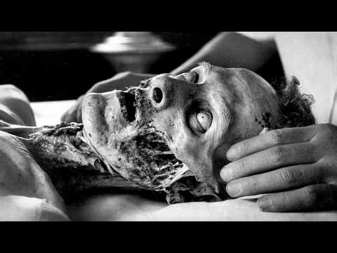 🌟 100 Controversial Photos That Finally Resurfaced