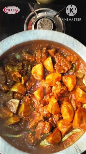 🔥 Arabian Chicken Salona (Dajaj Salona) | Easy Arabic Chicken Curry Recipe | #Shorts