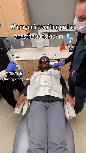 Engaging Tic-Tac-Toe Game for Dental Clinic Visits