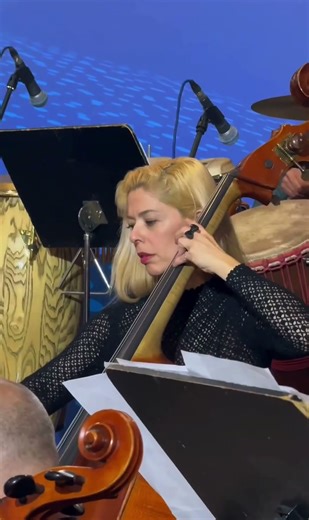 Η Ορχήστρα Σύγχρονης Μουσικής της ΕΡΤ στο Αεροδρόμιο της Αθήνας