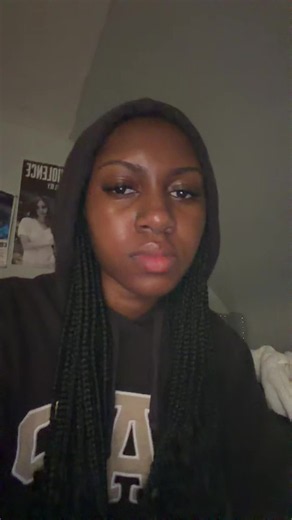 Queen squidward (@queen_squidwardd)’s video of anxious avoidant attachment