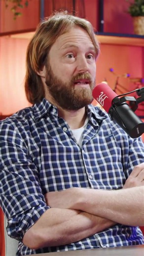 We denken vaak dat ontspanning iets is wat je even moet inplannen. Een uurtje voor jezelf. Een moment om bij te tanken, zodat je de rest van de dag weer aankunt. Maar wat als dat uurtje ontspanning eigenlijk een pilletje tegen de drukte is? Meer een soort pleister, geen oplossing. In de nieuwste aflevering van de Peace of Mind podcast: Kun jij niet ontspannen? Dit is waarom. Plus: Zo verwerk je de relatie die je zelf eindigde. gaat het over een andere vraag: kun je vrede hebben met alles wat er 