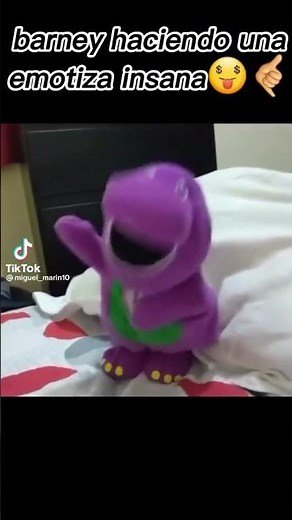 Barney haciendo un emotiza insana😈🤙
