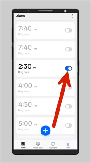 अलार्म कैसे सेट करें 😱 Mobile Me Alarm Kaise Lagate Hain // How To Set Alarm In Android Phone