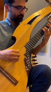 This custom-made instrument combines a harp and a guitar 🤯 | UNILAD Sound
