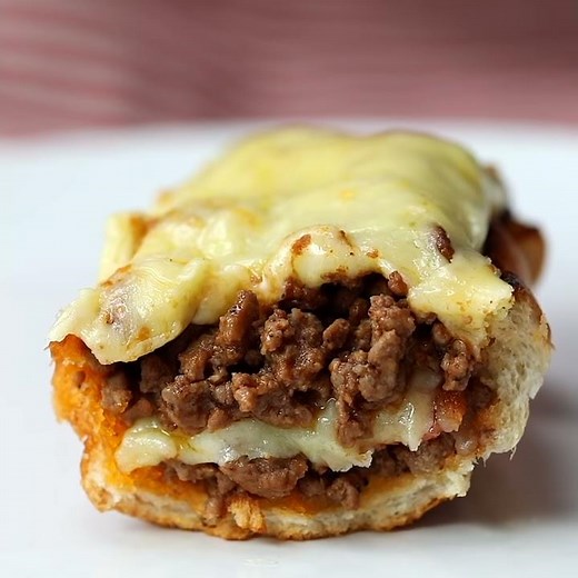 Homemade Bacon Double Cheeseburger Dogs | Twisted