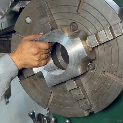 Unbreakable Repair | How Experts Reinforce Snapped Connecting Rods with Limited Tools