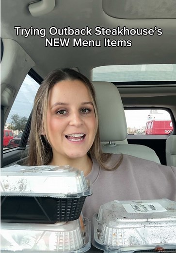 Trying Outback’s NEW Menu Items🥩 #outback #outbacksteakhouse #foodie #foodtiktok #foodreview