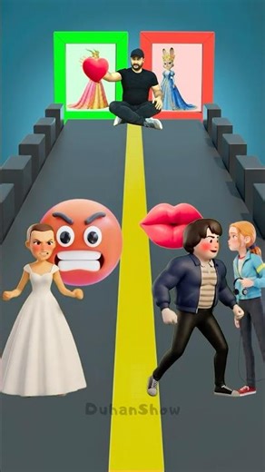 Mike vs Eleven ❤️ Stranger Things Suit Run