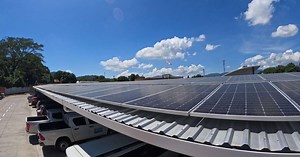 Ciudad Mujer ya genera su propia energía solar