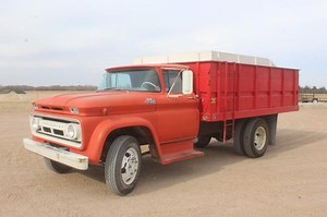 1962 Chevrolet C60 S/A Grain Truck | Transportation