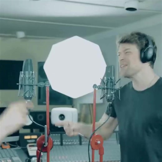 Philly! We're excited to head to Brooklyn Bowl on 3/27. Tickets on sale now! | Dirty Loops