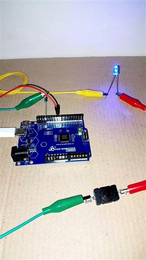 How to Make a Realistic LED Flickering Candle with Arduino