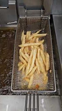 Best french fry seasoning recipe #fastfood #foodnews #foodlover #tacobell #food #foodreview #frying