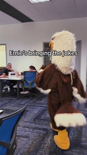 Ernie’s joke era has arrived 🌟 #EmbryRiddle #GoERAU #AprilFools #Puns #Prescott