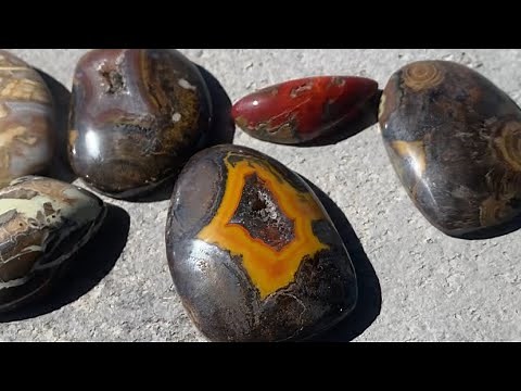 Making Freeform Cabochons with rocks from Bob Sunmers!