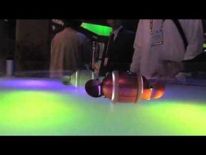 Sony Rolly : lecteur MP3 robot qui danse avec la musique (CES 2008)