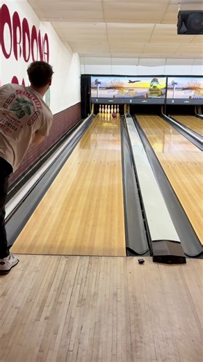 Bowling just got a whole lot more technical… 👀🎳 Testing out the new F5 Sensors and seeing my speed, rev rate, axis rotation and more after every shot is insane. Even hit a new personal best of 650 RPM today 😳 Full F5 breakdown Perfect Gem video coming soon 👀🔥 #bowling #wdh #F5Sensors #fyp #stormproducts