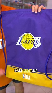 Los Angeles Lakers are OUT of the NBA Cup… kaya bumawi ako 😭💜💛 Nag-hoard ako ng Official & Authentic NBA Merchandise from Atlaz — insulated tumbler, drawstring bag, at shoe bag! Legit ’to mga broskies, available pa sa Rustan’s, Robinsons, and Landmark 👀🏀 #NBAmerch #LakersNation #AtlazPH #OfficialNBA #BroskieFinds | Kyle Yves