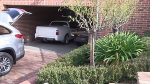 Task Force Echo detectives have charged a man with alleged links to the Bandidos Outlaw Motorcycle Gang following the execution of warrants in Melbourne’s north this morning. Read more → http://bit.ly/2ePTUTP | Victoria Police