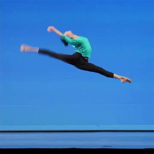 How many ways can a dancer split his or her legs in the air.