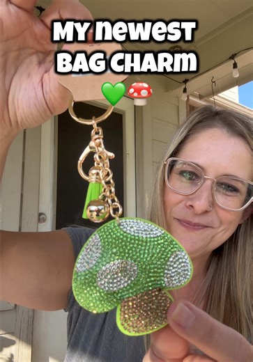 My video game loving heart is loving this green mushroom bag charm. #bagcharm #keychain #charm #bagaccessories #tiktokshoprestock @Gold Blush